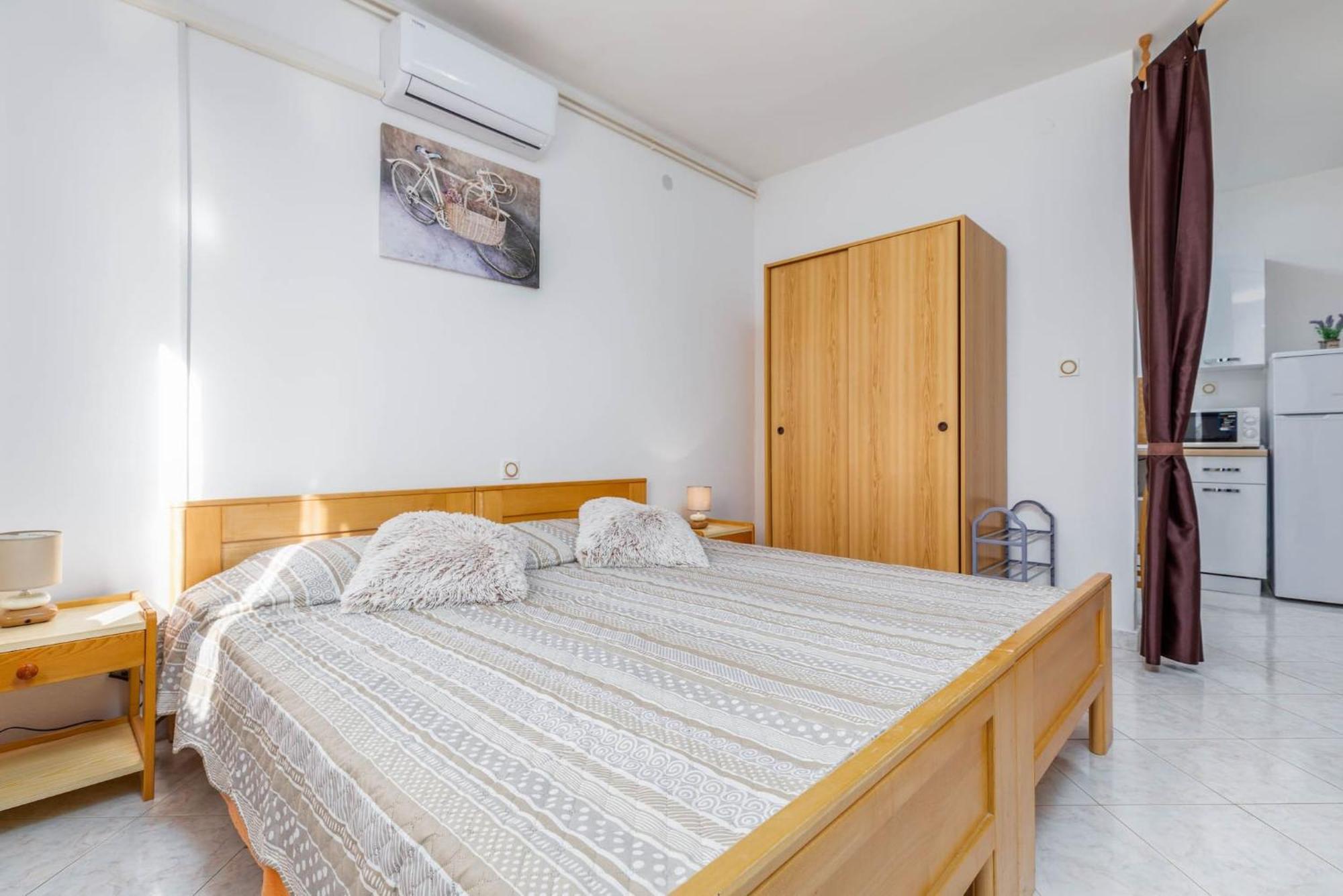 Lovely Apartments In Valbandon Fazana Bagian luar foto