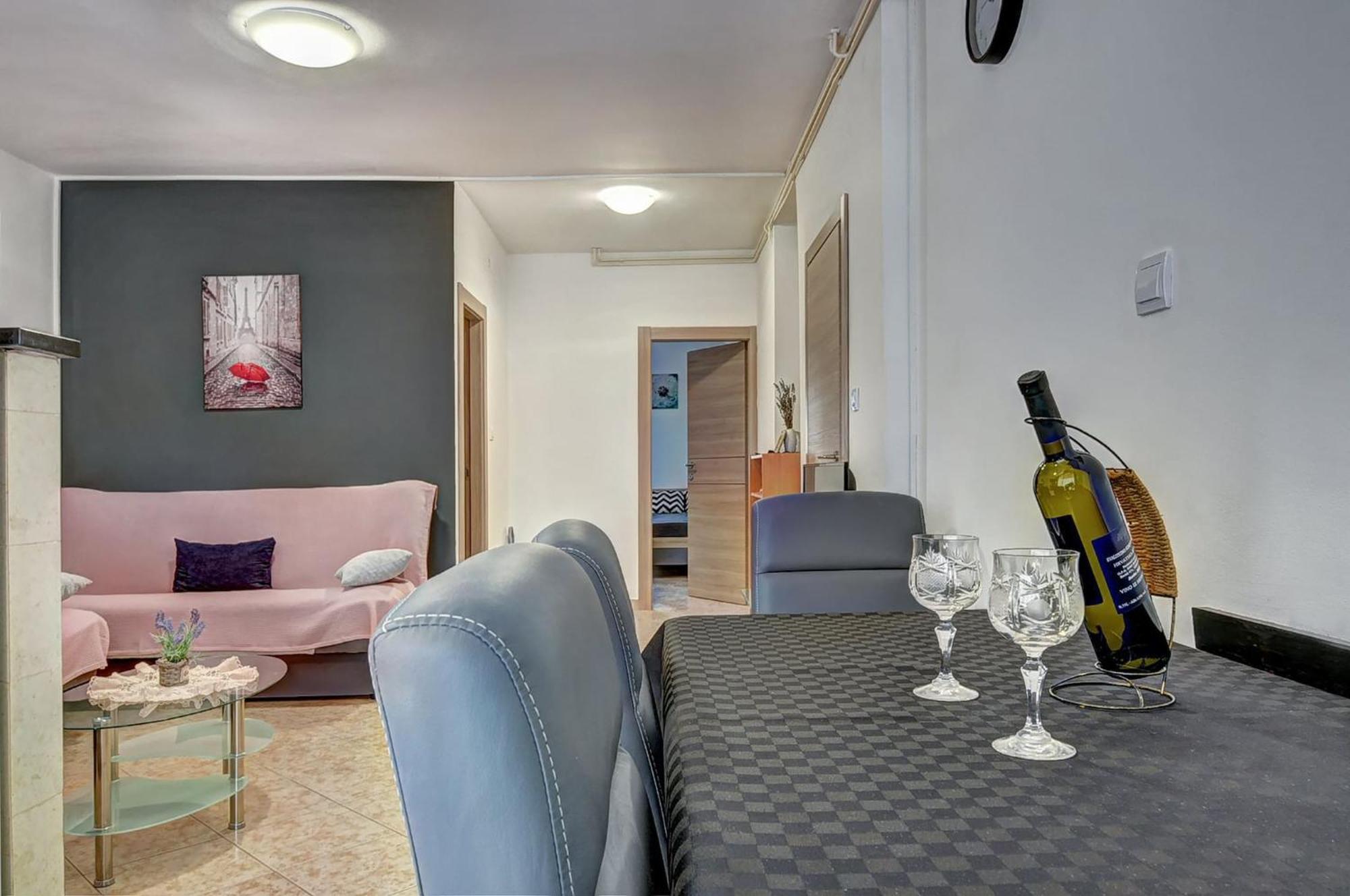 Lovely Apartments In Valbandon Fazana Bagian luar foto